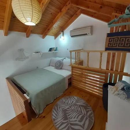 89 Steps Apartman Szími